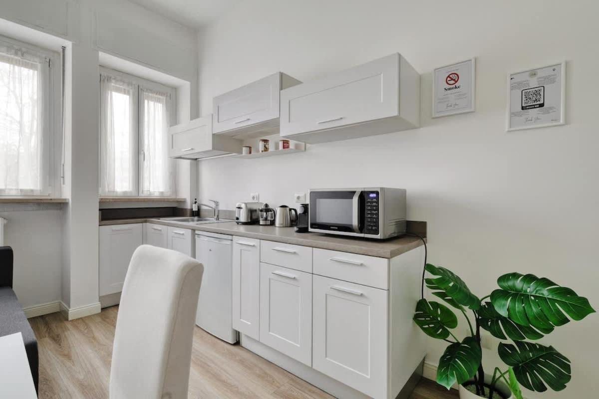 Oasis Suite - Subway 50 Meters Just 5 Minutes From Duomo Μιλάνο Εξωτερικό φωτογραφία