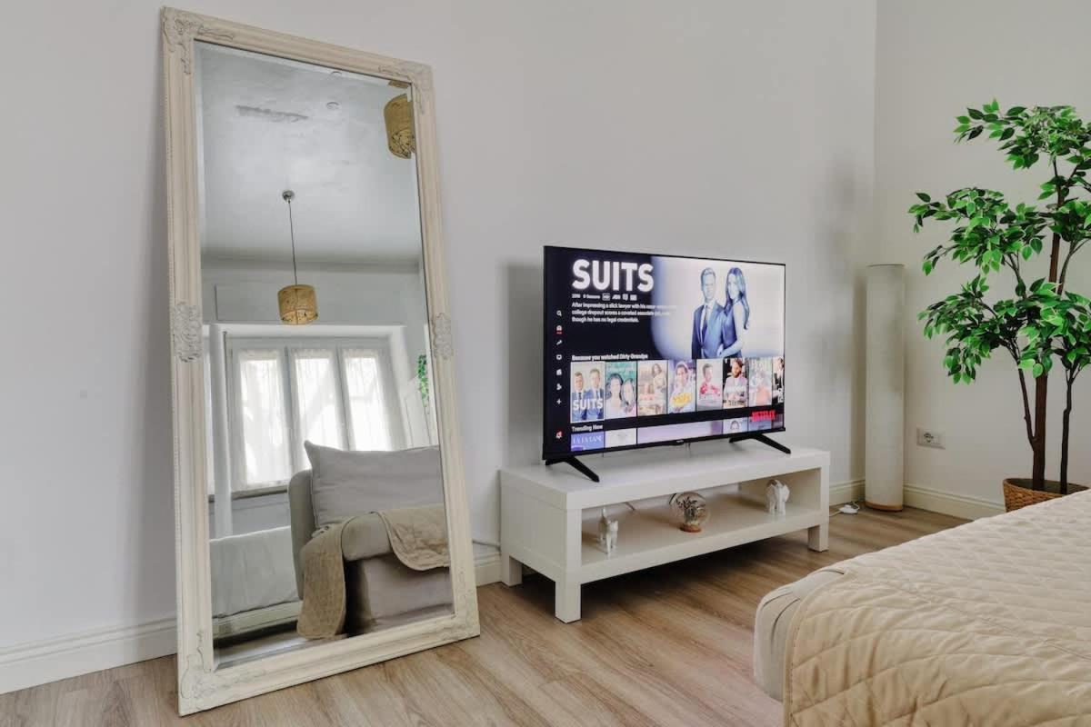 Oasis Suite - Subway 50 Meters Just 5 Minutes From Duomo Μιλάνο Εξωτερικό φωτογραφία